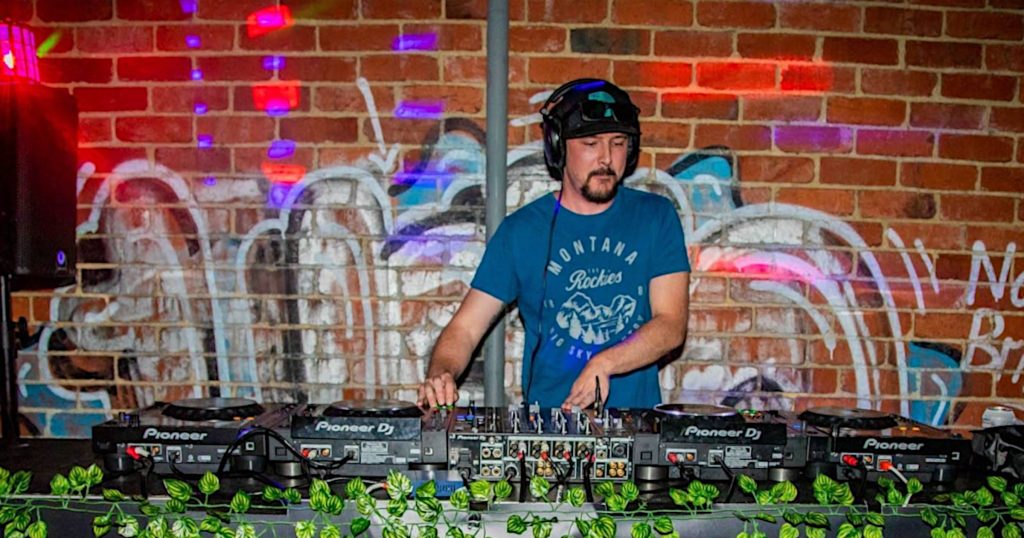 ‘United Sounds’ 3 features Australian DJs and producers M1dnight and Near Edge.