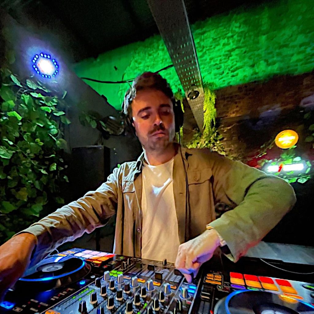 Host PatriZe and guest DJ JP Mantero for After Hours 543.