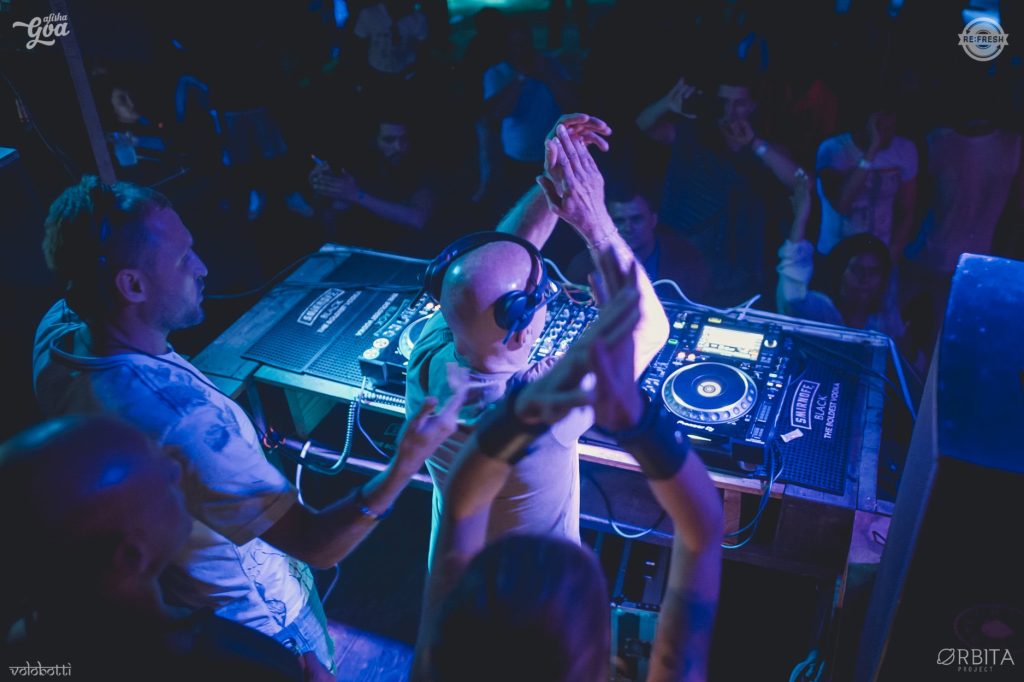 DJ Graham Gold publishes the playlist for ‘Esta La Musica’ 581.