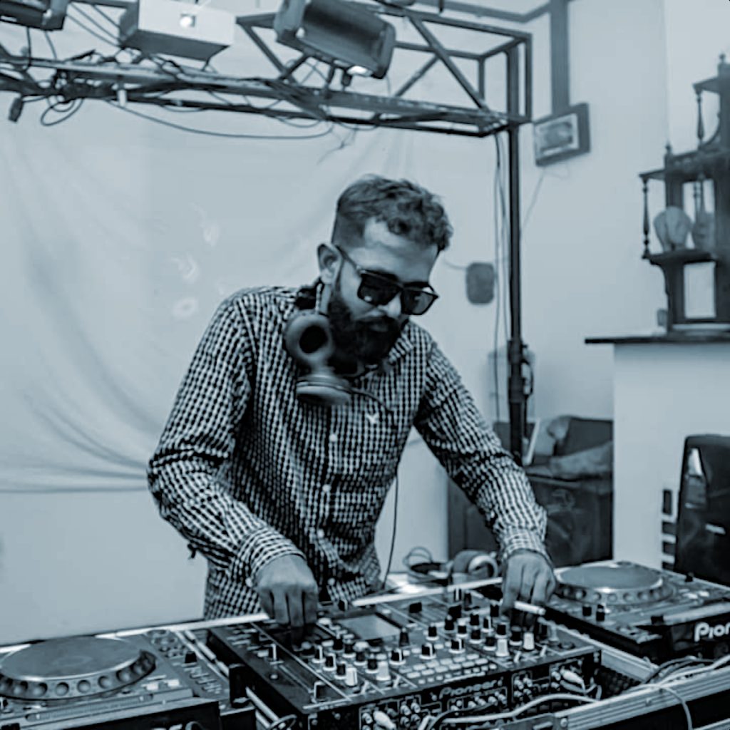 After Hours 628 features Hypnotised, and guest DJ Noise Generation.