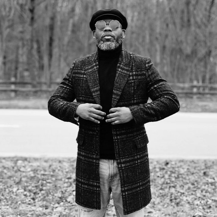 American Rapper and producer REKS agfter announcing a break from alcohol consumption, black and white image.
