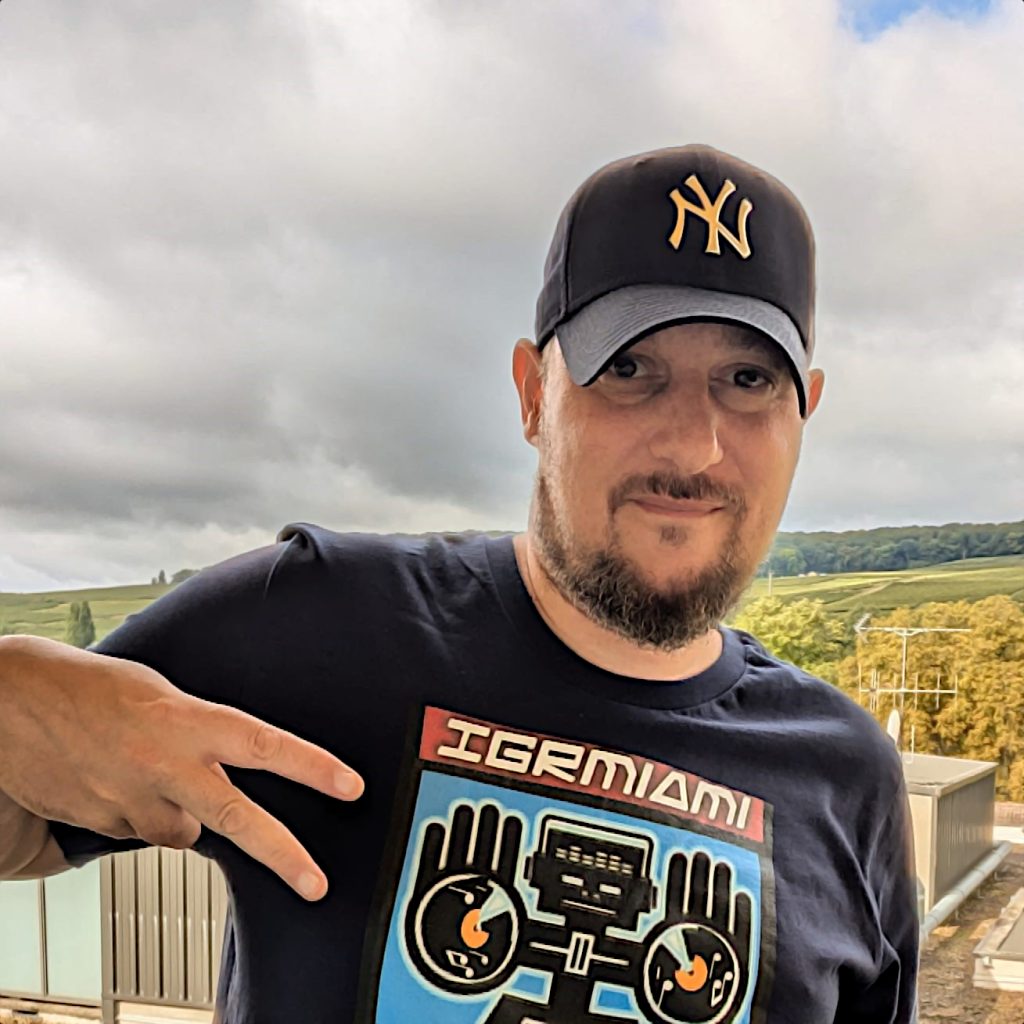 DJ Phoenixx is back with Flamin’ Hip Hop 21.