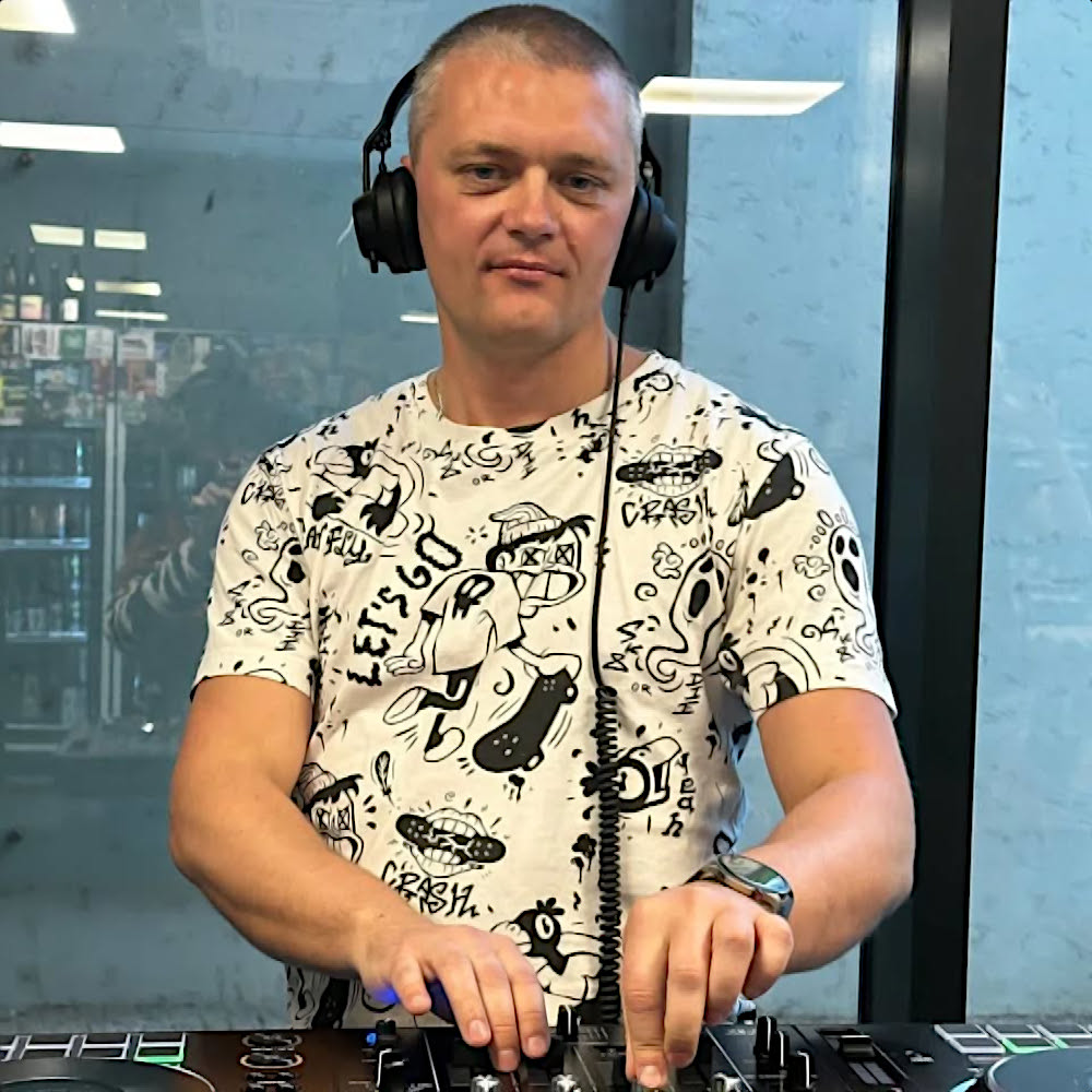 After Hours 693 features PatriZe and guest DJ Trifonov S.