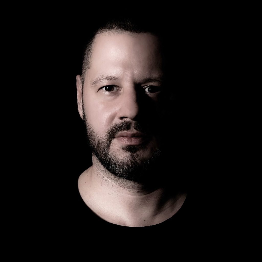 After Hours 718 is hosted by Hypnotised and guest DJ NIQLA.
