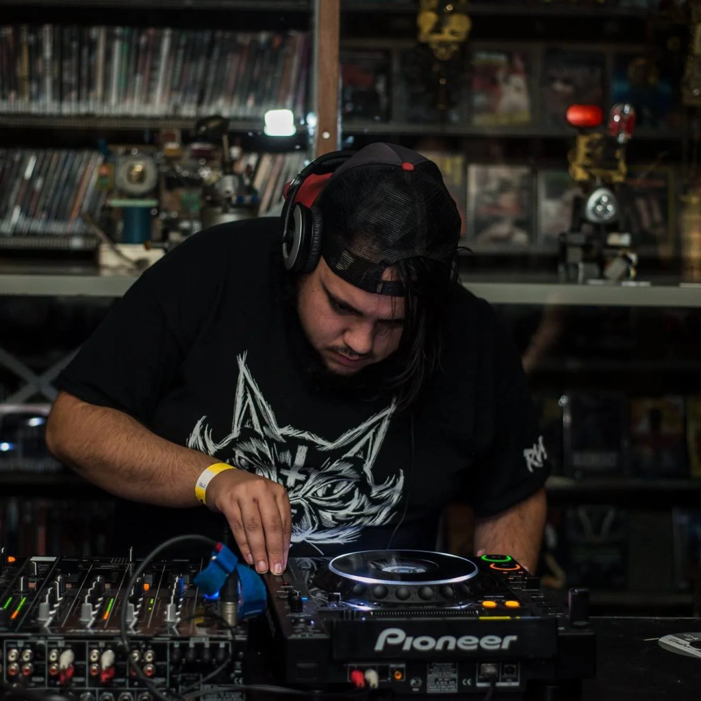 Dutch DJ And Producer RK9 To Perform Guest Show.