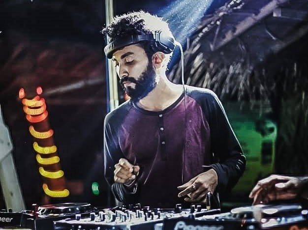 ‘After Hours’ 405 hosted by Patrize, announces track lists and guest DJ.