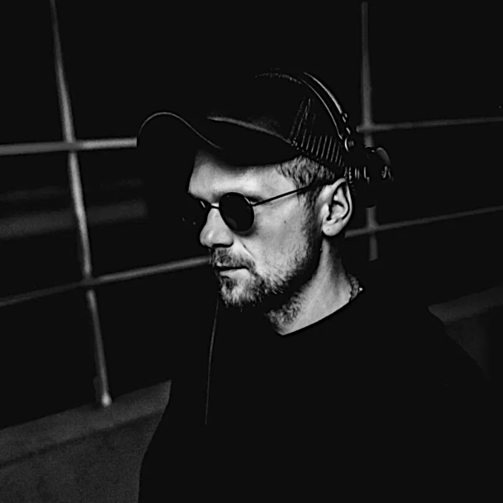 Igor Hush releases a playlist for the new show Immersion 13.