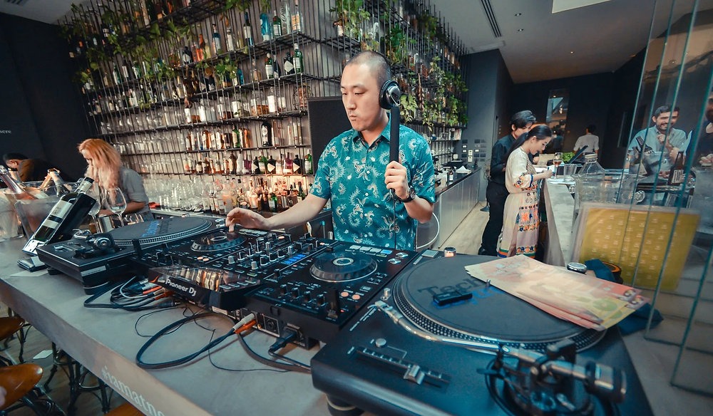 Taiwanese DJ and promoter Murphy Kin a.k.a DJ Lucy performing at Friends, colour image.