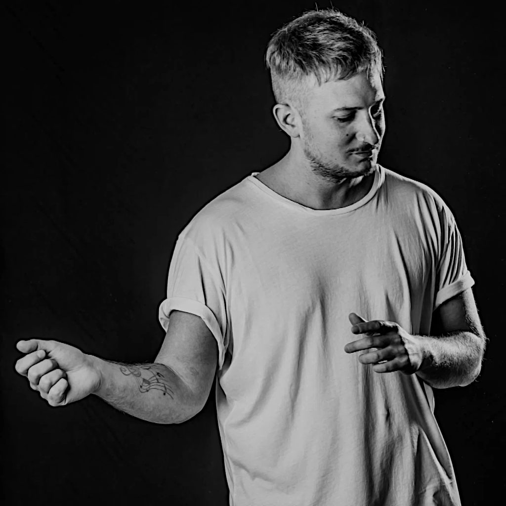 ‘After Hours’ announce host Patrize and guest Esteban Ikasovic for 459.