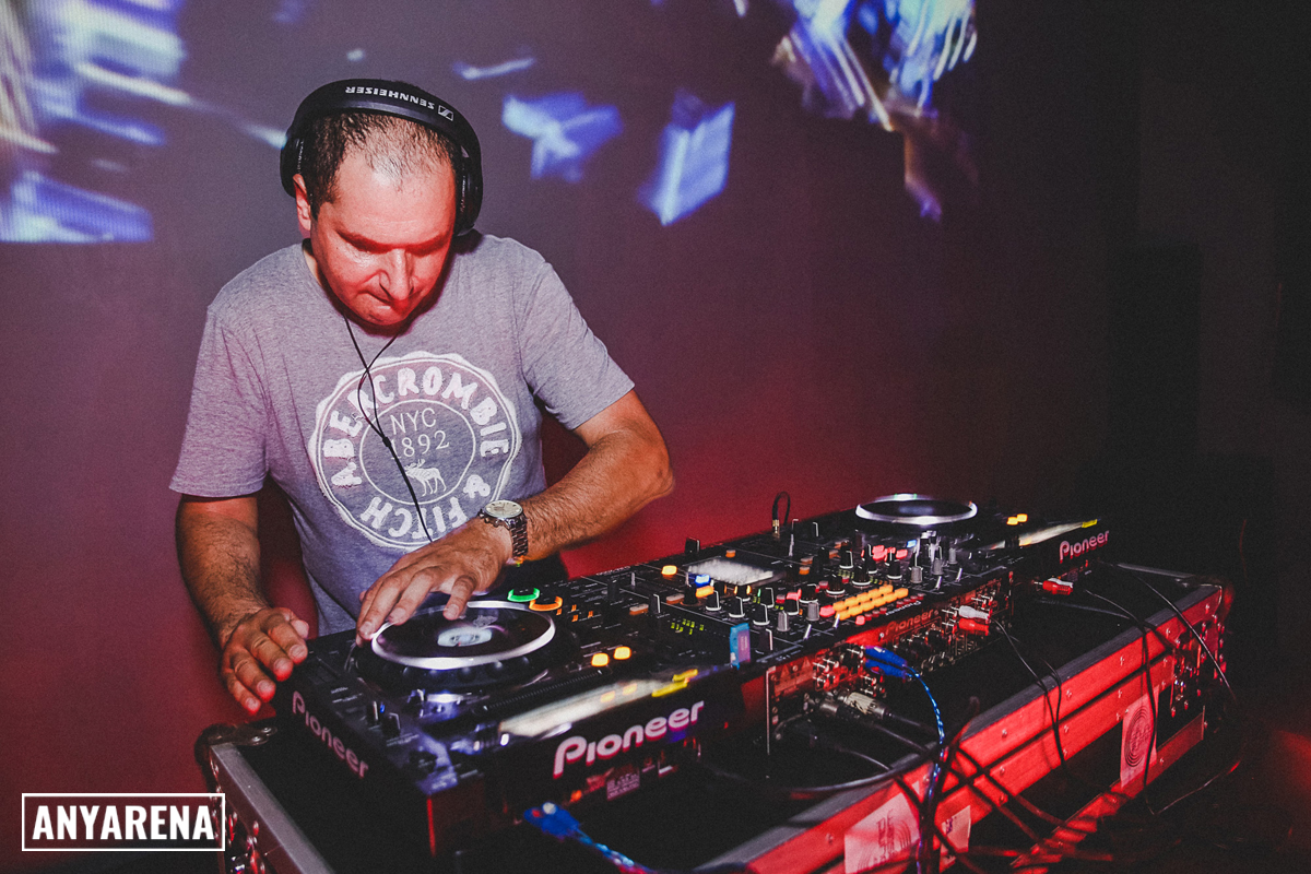 DJ Psycho-UK performing at The Leeroy Thornhill event at Mix and Paint Saigon.