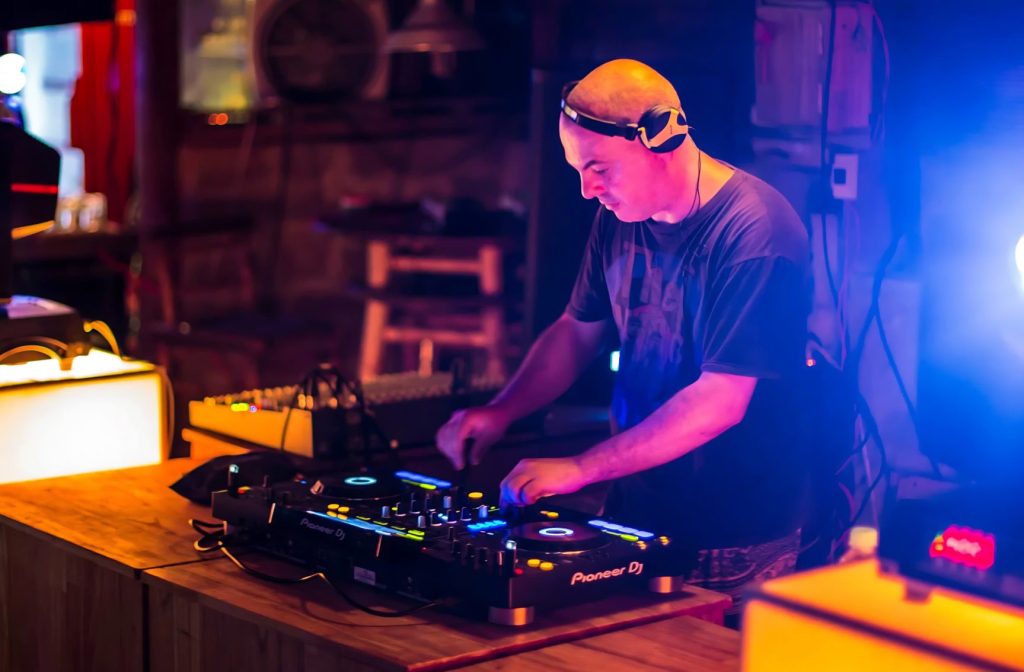 DJ Marco Mei announces the playlist for the 2026 episode 25