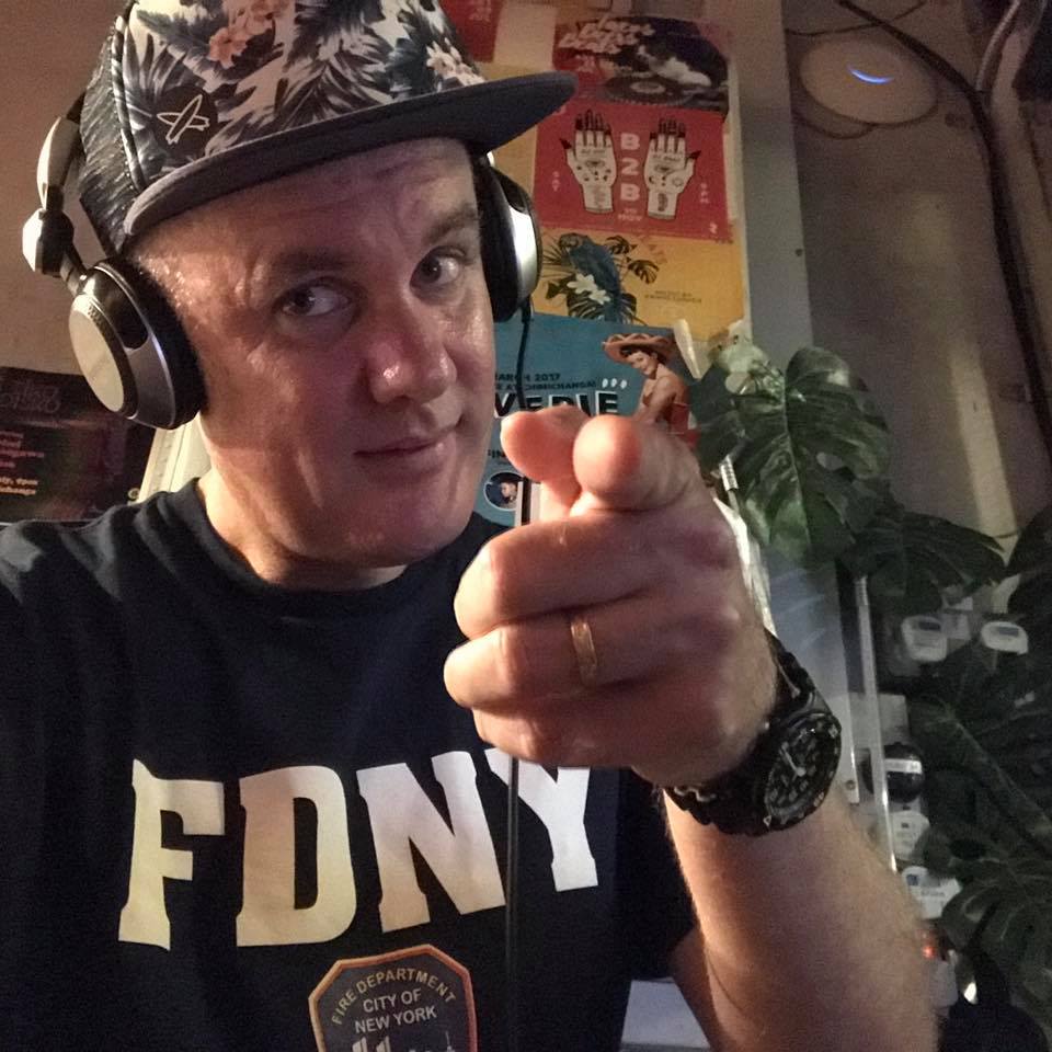 DJ Andrew M announces tracklist for all vinyl 'Disco' show 07.