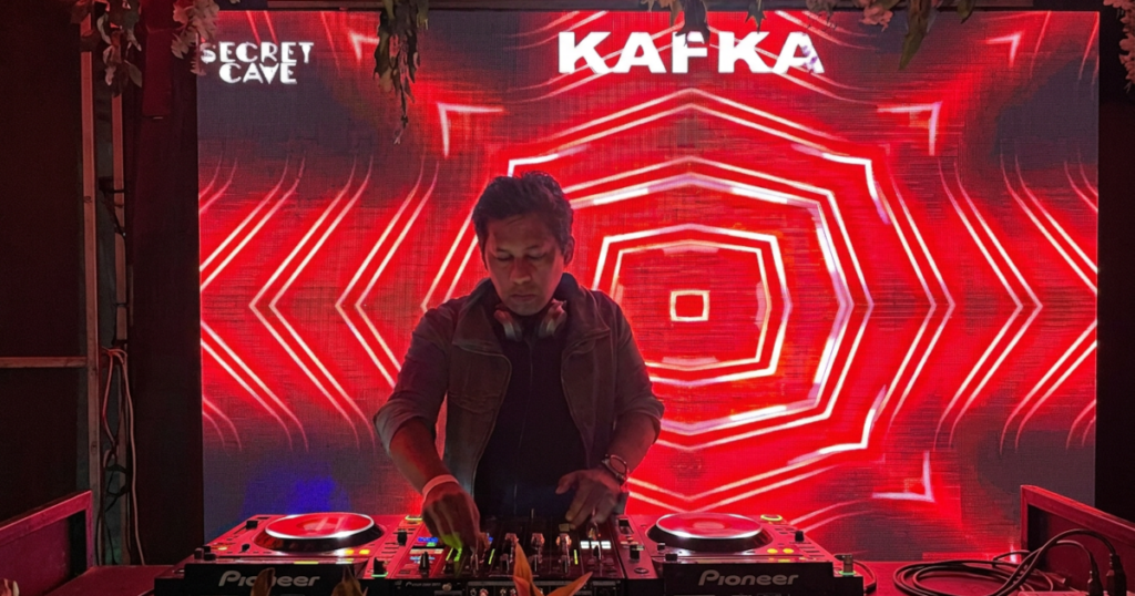 DJ Kafka publishes his tracklist for episode 26